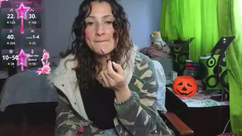 Lindasy online show from October 14, 2025, 3:46 pm