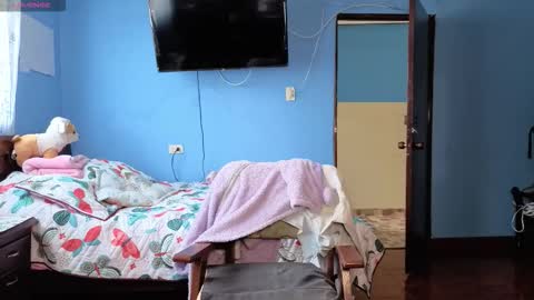 Lindasy online show from January 19, 2026, 4:33 pm