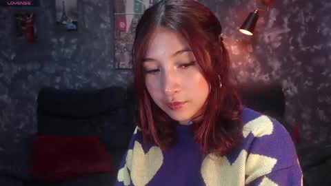   linrose   online show from April 14, 2026, 7:53 pm