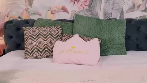 Lisa online show from November 14, 2025, 9:24 pm