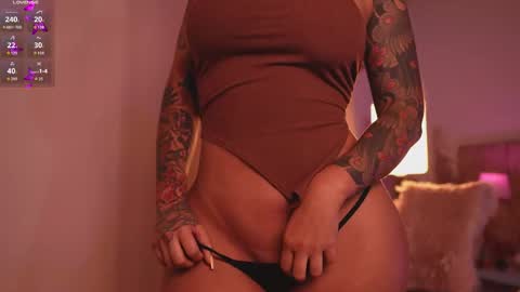 Lissana online show from December 18, 2025, 1:55 am