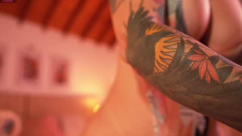 Lissana online show from March 7, 2026, 8:28 pm