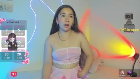 Snapshot of _litle_mily_ chatting on September 10, 2025, 9:26 pm Mily online show from September 10, 2025, 9:26 pm