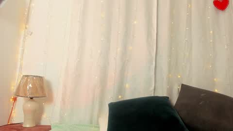 Ivy 3 online show from February 4, 2025, 11:49 pm