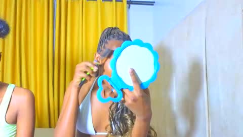 Littlevenus online show from February 23, 2026, 2:31 am