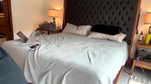 Little Wolfie online show from December 16, 2024, 4:49 pm