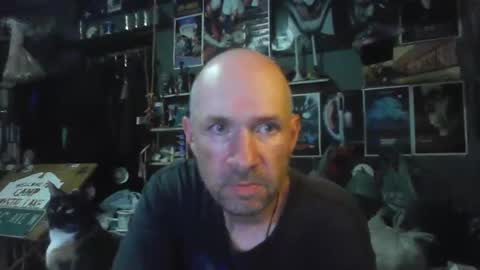 Snapshot of _longfellow chatting on June 7, 2026, 11:08 pm That guy online show from June 7, 2026, 11:08 pm