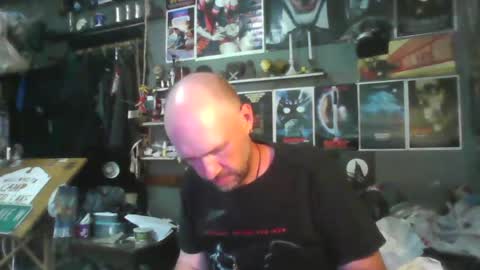 Snapshot of _longfellow chatting on June 13, 2026, 8:40 pm That guy online show from June 13, 2026, 8:40 pm