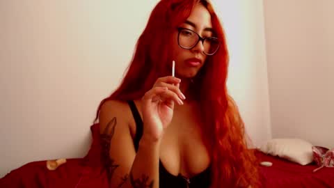 Snapshot of _loreana_ chatting on January 28, 2025, 3:25 pm _loreana_ online show from January 28, 2025, 3:25 pm