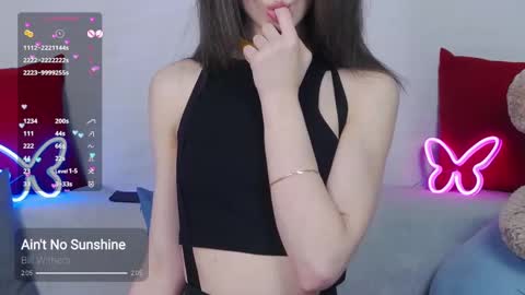 Snapshot of _lorik chatting on February 4, 2025, 10:45 pm online show from February 4, 2025, 10:45 pm