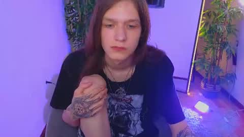 _lou1s_ online show from July 5, 2026, 5:31 pm