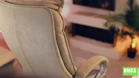 Melanie online show from April 2, 2026, 10:35 am