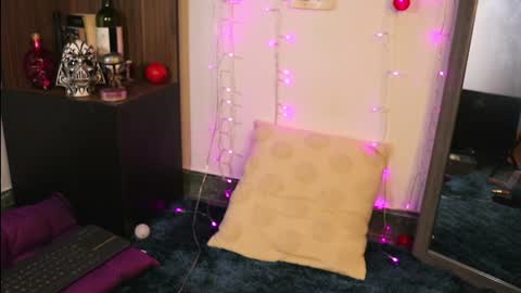 Lucy online show from December 29, 2024, 10:47 pm