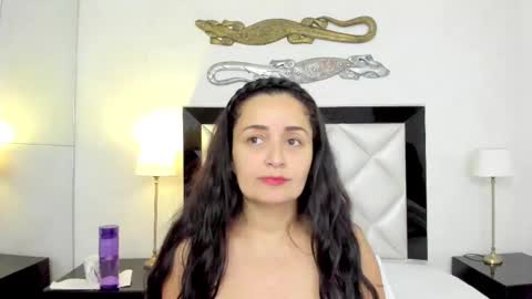 Snapshot of _luna__sweet_ chatting on February 13, 2025, 9:51 am luna sweet online show from February 13, 2025, 9:51 am