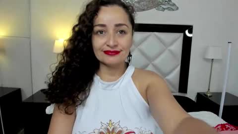 Snapshot of _luna__sweet_ chatting on February 28, 2025, 3:59 am luna sweet online show from February 28, 2025, 3:59 am