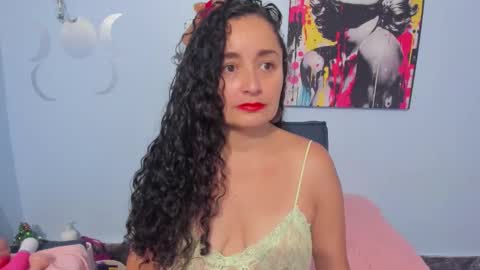 Snapshot of _luna__sweet_ chatting on September 27, 2025, 2:38 am luna sweet online show from September 27, 2025, 2:38 am