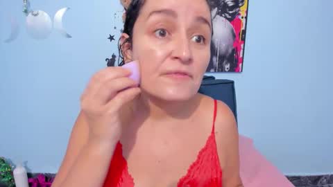 Snapshot of _luna__sweet_ chatting on October 22, 2025, 8:08 pm luna sweet online show from October 22, 2025, 8:08 pm