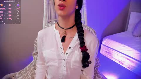 Snapshot of _luna_dupont_ chatting on February 28, 2025, 12:20 pm Luna online show from February 28, 2025, 12:20 pm