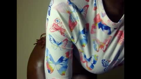 Luna online show from March 4, 2025, 1:55 am