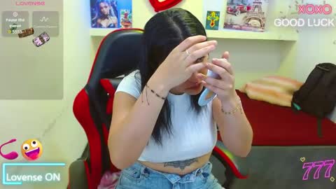 Snapshot of _luna_torres chatting on April 23, 2026, 1:24 pm luna torres online show from April 23, 2026, 1:24 pm