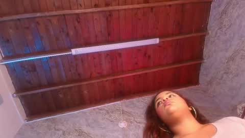 Maddy online show from November 11, 2025, 11:54 am