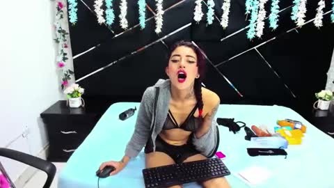 maleja online show from November 5, 2025, 3:39 am