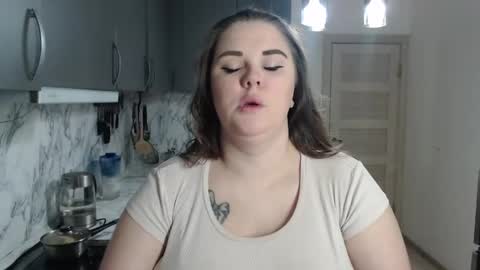 Kate online show from March 1, 2025, 11:15 pm