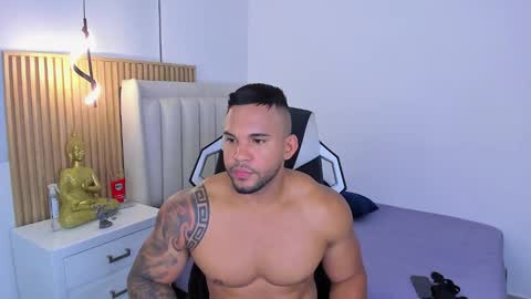 Snapshot of _matthew_santos_ chatting on March 18, 2026, 12:47 am _matthew_santos_ online show from March 18, 2026, 12:47 am