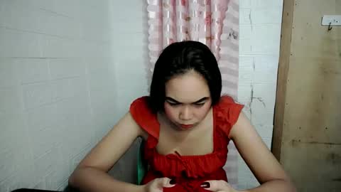 _maureen_ online show from February 16, 2026, 4:52 am