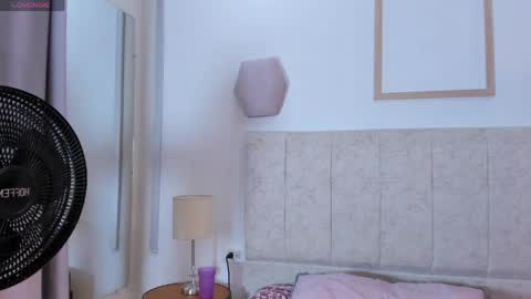 Snapshot of _maximo_1 chatting on May 16, 2026, 1:10 pm _maximo_1 online show from May 16, 2026, 1:10 pm