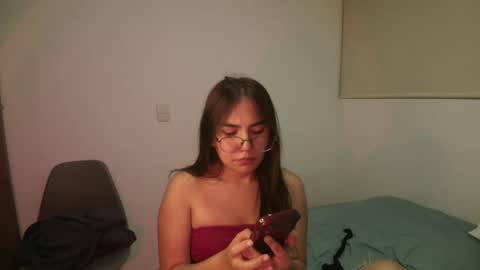 max and abby online show from April 24, 2026, 1:41 am