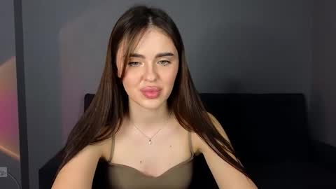 Sheila online show from March 23, 2026, 4:33 pm