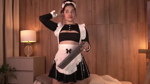     online show from October 20, 2025, 10:43 pm