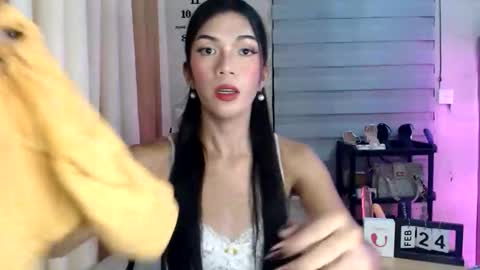 Snapshot of _mellyxxx chatting on February 23, 2026, 9:34 pm Melly online show from February 23, 2026, 9:34 pm