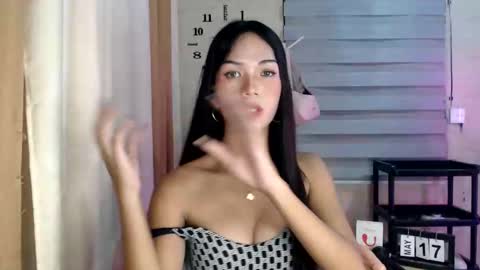 Snapshot of _mellyxxx chatting on May 17, 2026, 11:39 am Melly online show from May 17, 2026, 11:39 am