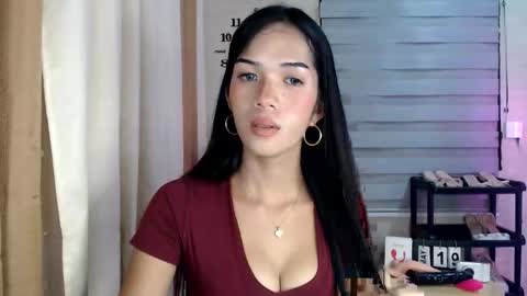 Snapshot of _mellyxxx chatting on May 20, 2026, 10:43 am Melly online show from May 20, 2026, 10:43 am
