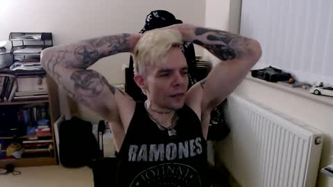 Snapshot of _mercy_me_ chatting on February 17, 2026, 12:07 am _mercy_me_ online show from February 17, 2026, 12:07 am