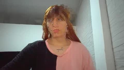 Mia-foster online show from November 25, 2025, 1:38 am