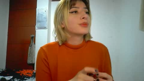 Mia-foster online show from April 17, 2026, 6:44 pm