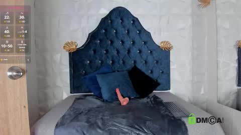 _mia_milf_ online show from September 14, 2025, 2:44 am