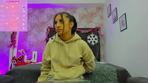 Mia Monroe online show from December 7, 2024, 11:29 am