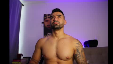 Snapshot of _mikestone chatting on March 25, 2026, 12:22 pm soy mike online show from March 25, 2026, 12:22 pm