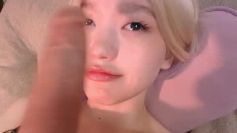 Kim online show from October 22, 2025, 5:19 am