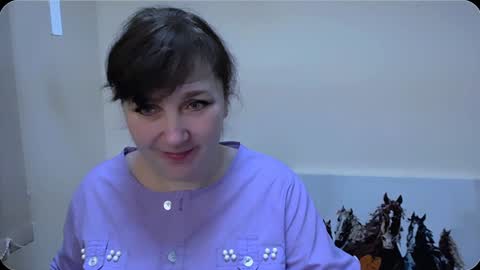 Snapshot of _miranda_sun chatting on December 18, 2024, 12:51 pm Miranda online show from December 18, 2024, 12:51 pm