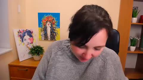 Snapshot of _miranda_sun chatting on February 12, 2025, 12:01 pm Miranda online show from February 12, 2025, 12:01 pm