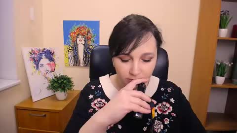 Snapshot of _miranda_sun chatting on February 14, 2025, 10:49 am Miranda online show from February 14, 2025, 10:49 am