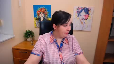 Snapshot of _miranda_sun chatting on March 2, 2025, 11:50 am Miranda online show from March 2, 2025, 11:50 am