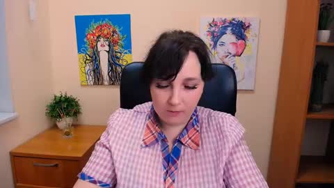 Snapshot of _miranda_sun chatting on March 7, 2025, 12:23 pm Miranda online show from March 7, 2025, 12:23 pm