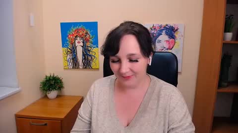 Snapshot of _miranda_sun chatting on March 12, 2025, 3:18 pm Miranda online show from March 12, 2025, 3:18 pm