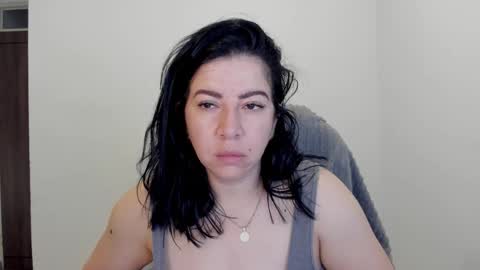 _miss_coco_ online show from October 12, 2025, 11:20 am